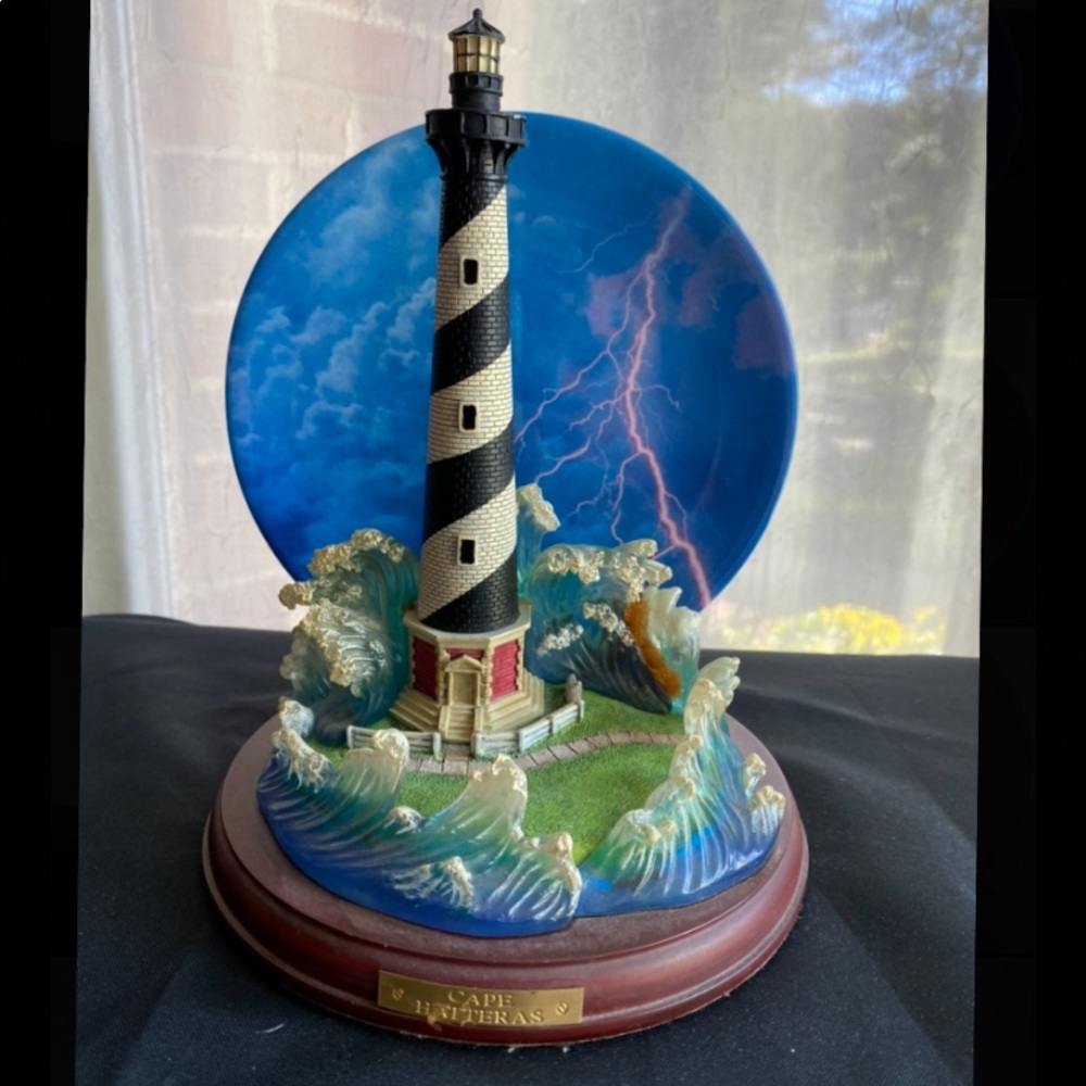Cape Hatteras Plate Lighthouse Piece